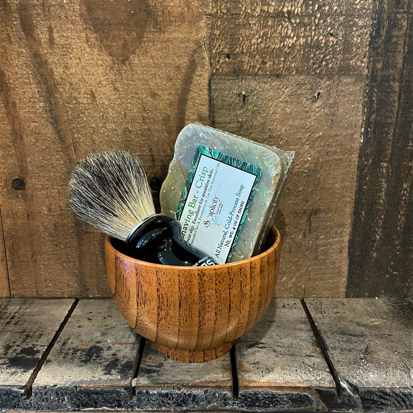 Men’s Shaving Set – Badger Brush, Shave Soap & Wooden Bowl (Datewood)
